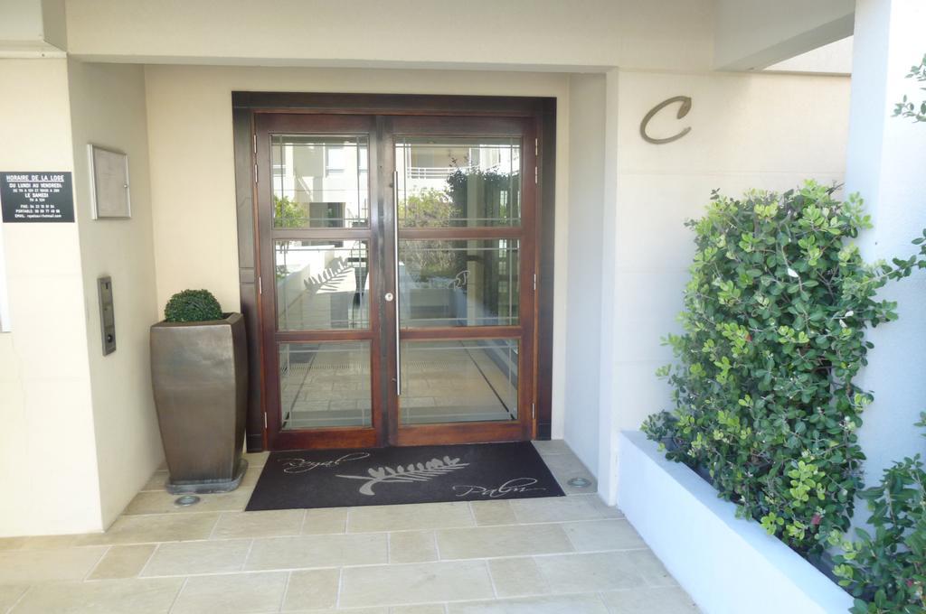 Stunning 2 Bed, 2 Bath Apt On The Cannes Sea Front Has Swimming Pool And Is A Secure Modern Building 464 Zewnętrze zdjęcie