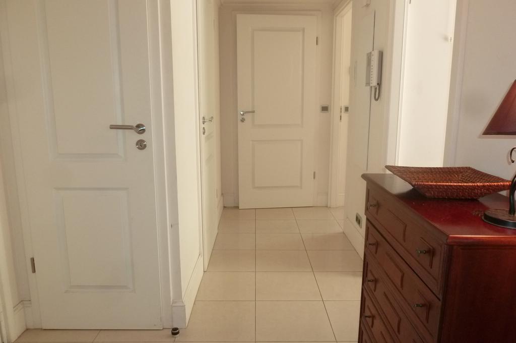 Stunning 2 Bed, 2 Bath Apt On The Cannes Sea Front Has Swimming Pool And Is A Secure Modern Building 464 Zewnętrze zdjęcie