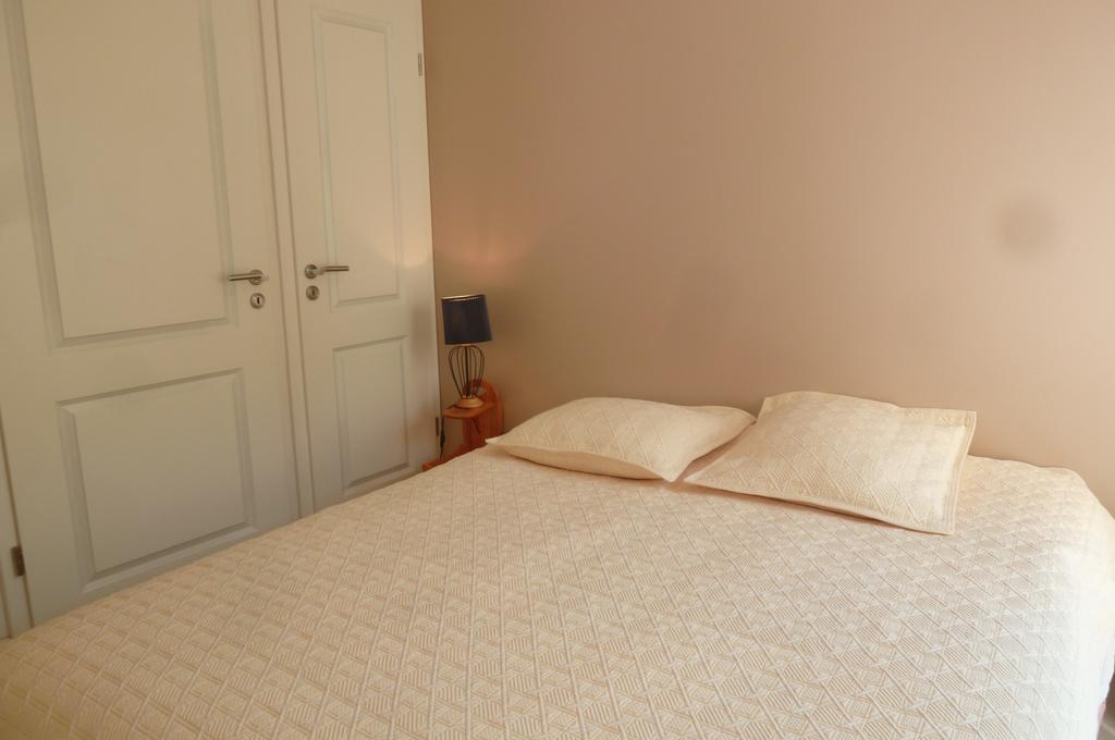 Stunning 2 Bed, 2 Bath Apt On The Cannes Sea Front Has Swimming Pool And Is A Secure Modern Building 464 Zewnętrze zdjęcie
