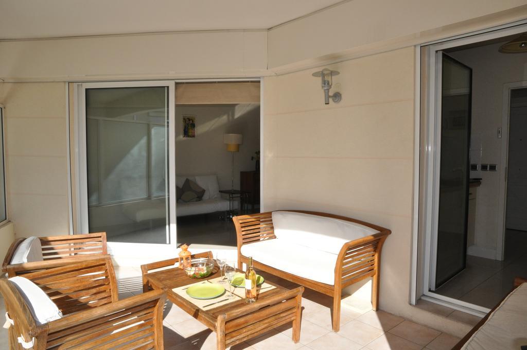 Stunning 2 Bed, 2 Bath Apt On The Cannes Sea Front Has Swimming Pool And Is A Secure Modern Building 464 Zewnętrze zdjęcie