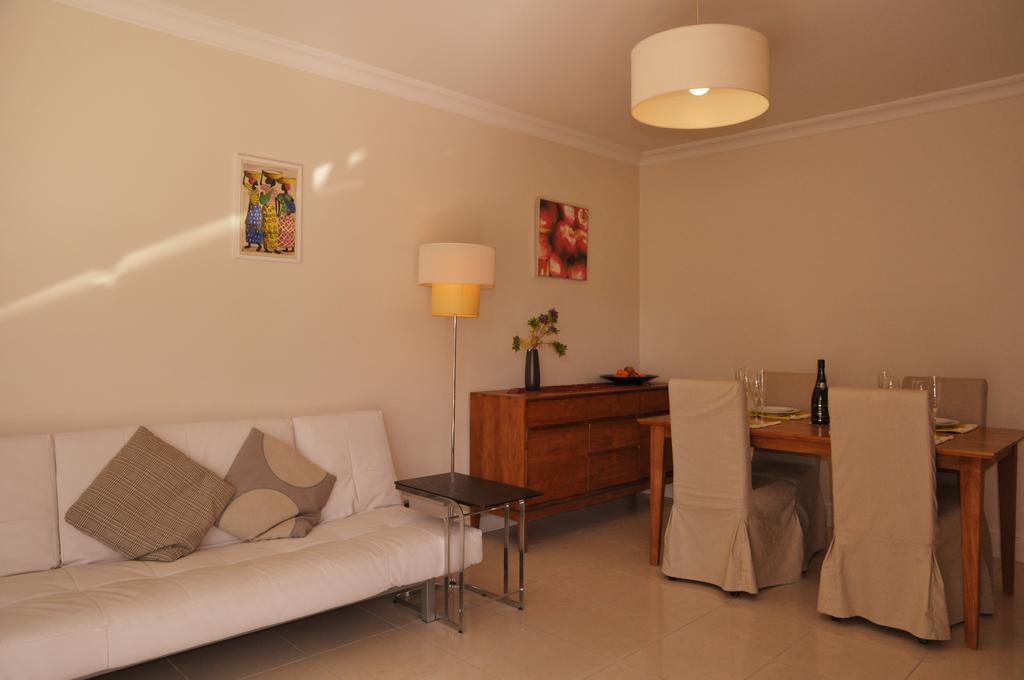 Stunning 2 Bed, 2 Bath Apt On The Cannes Sea Front Has Swimming Pool And Is A Secure Modern Building 464 Zewnętrze zdjęcie