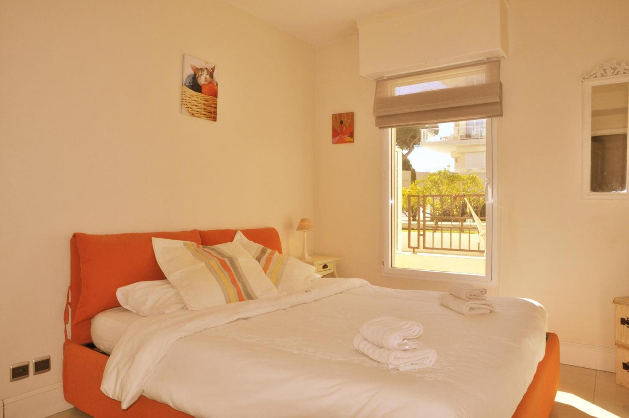 Stunning 2 Bed, 2 Bath Apt On The Cannes Sea Front Has Swimming Pool And Is A Secure Modern Building 464 Zewnętrze zdjęcie