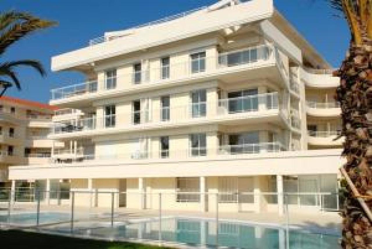 Stunning 2 Bed, 2 Bath Apt On The Cannes Sea Front Has Swimming Pool And Is A Secure Modern Building 464 Zewnętrze zdjęcie