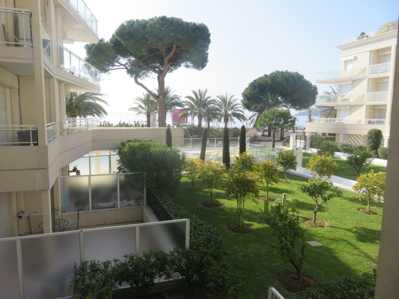 Stunning 2 Bed, 2 Bath Apt On The Cannes Sea Front Has Swimming Pool And Is A Secure Modern Building 464 Zewnętrze zdjęcie